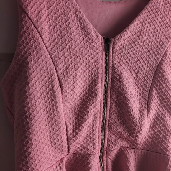 Forever 21 pink peplum top - Picture 3 of 4